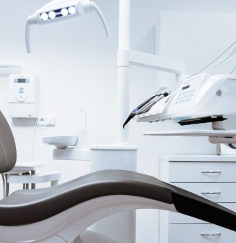 Workgroup 4 of the 2017 World Workshop – Peri-implant diseases and conditions